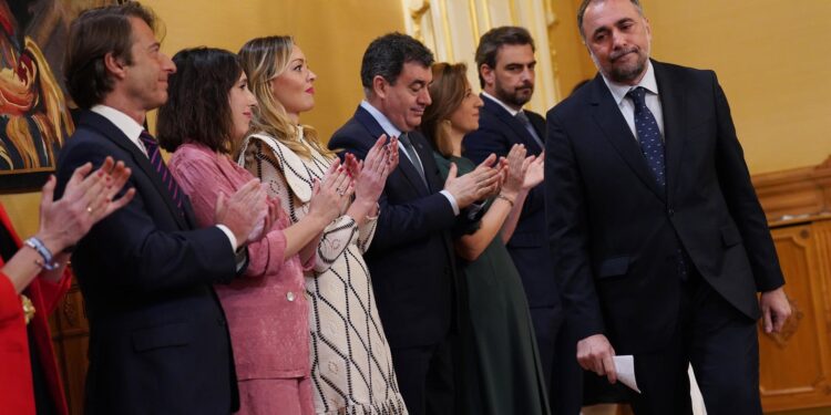 Comesaña agradece en nombre de los conselleiros salientes la oportunidad de «servir a Galicia»