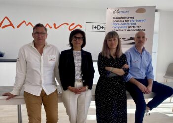 Investigadores vigueses lideran un proyecto para fabricar una embarcación íntegramente con biocomposites