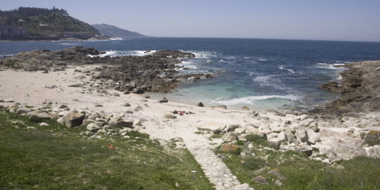 Praia Os Frades de Baiona.