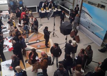 Vigo, otra vez puerto base: 348 turistas embarcan en el ‘MSC Preziosa’ con rumbo al norte de Europa