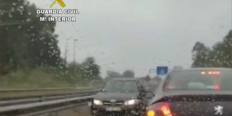 El conductor interceptado en sentido contrario en la A-55  cuadruplicaba la tasa de alcohol permitida