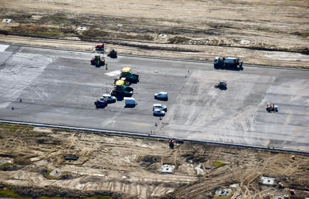 La impresionante reparación del aeropuerto de Vigo: las obras de Peinador a vista de pájaro
