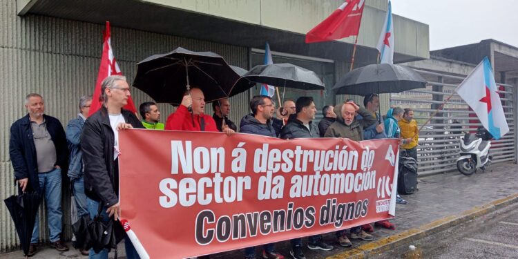 Concentraciones de CIG en defensa del empleo y de unas condiciones dignas en el sector de automoción