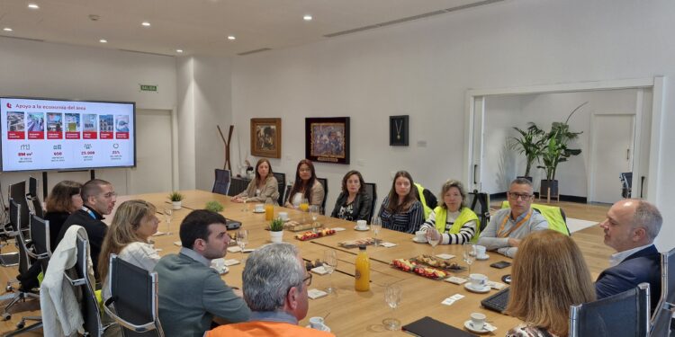 Zona Franca de Vigo recibe a nueve empresas internacionales en una misión comercial inversa