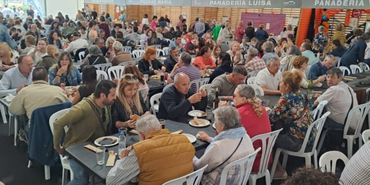 Éxito de la Festa do Choco en Redondela con miles de visitantes y más de 12.000 raciones vendidas