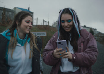 Chega aos cines ‘As Neves’, da viguesa Sonia Méndez, un drama adolescente ambientado na montaña galega
