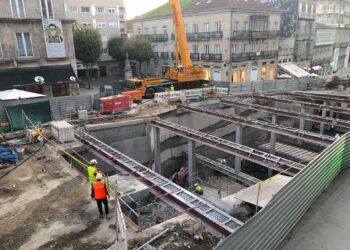 Bajo la Porta do Sol de Vigo