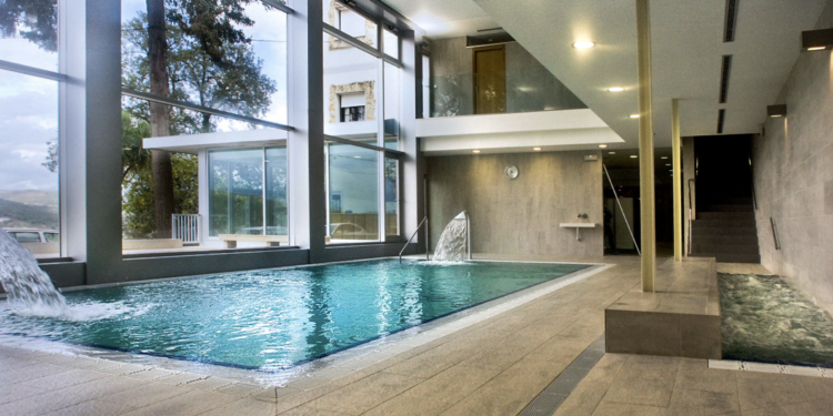 La Diputación anuncia ayudas para disfrutar en familia de los balnearios en temporada baja