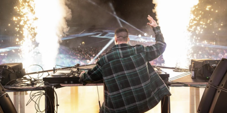 Ponteareas irrumpe a lo grande en el circuito de festivales: siete DJ y ocho horas de música… gratis