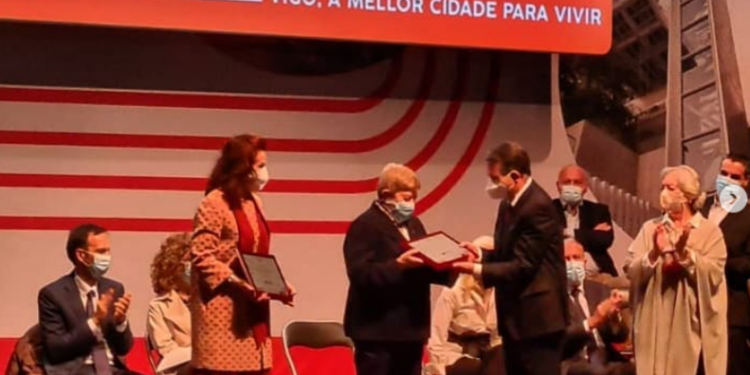 Tensi González, ante una madre con dos niños dormidos y sin desayunar: «Me cayó el alma a los pies»