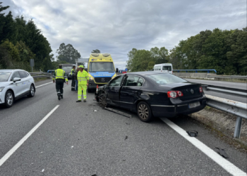 Tres heridos en otro accidente en la A-55 provocado por un vehículo en sentido contrario
