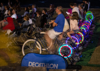 Diez bicis y el público para dar vida a un nuevo ‘Cinema a pedal’