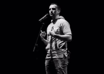 Darío Mares: «Quiero que la gente se ría, que se olvide de sus problemas»