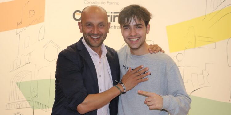 El porriñés Diego Caro da el salto a la gran pantalla con el film As Neves