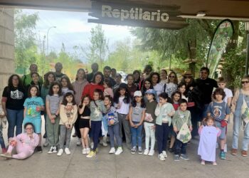 Cerca de un centenar de personas participan en la jornada de convivencia del colegio Dr. Fleming en Vigo Nature