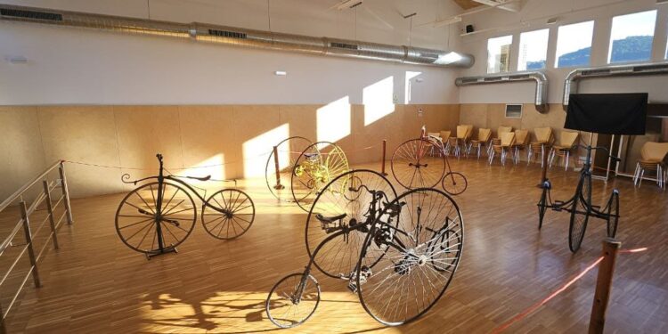 Sabarís propone un viaje a través de la historia de la bicicleta