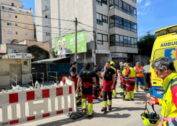 Trágico accidente en Vigo: un bombero fallece tras desplomarse sobre él una pared