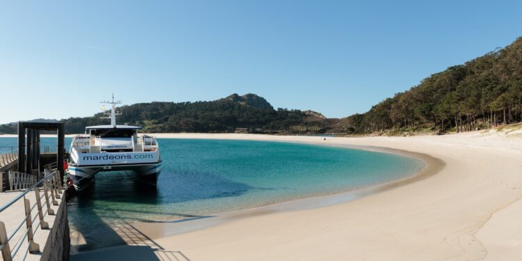 Las islas Cíes y Ons, a punto de inaugurar la temporada alta