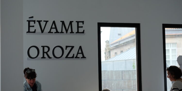 Tras los pasos de Carlos Oroza: un emotivo recorrido por el Casco Vello de Vigo