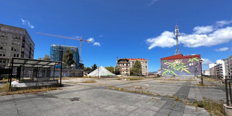 Una plaza abandonada