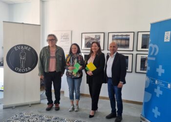 «Sensibilidad» y «estremecimiento»: dos caras de la misma moneda del Premio internacional Oroza de poesía