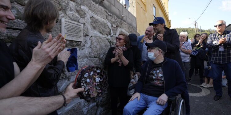 Cans rende unha grande homenaxe a Kepa Junquera