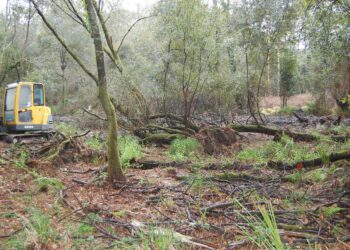 Nuevo revés para los comuneros de Cabral: multa de 98.500 euros por las obras en el río Lagares