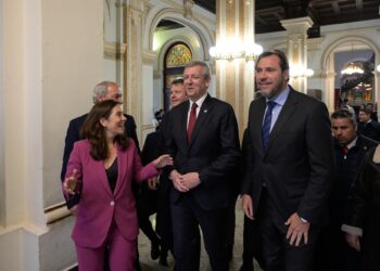 El ministro Puente pretende agilizar 4.561 millones del Corredor Atlántico pasando de puntillas las obras para Vigo