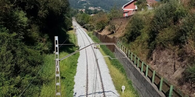 Luz verde del Gobierno, por 51 millones de euros, a la modernización de la línea férrea entre Guillarei y Redondela