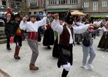 Porta do Sol: escenario central del folklore vigués en pleno verano