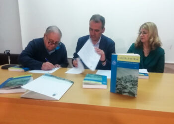 O cronista oficial de Tui doa ao Concello o seu arquivo e biblioteca
