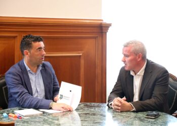 A Cañiza recibirá preto de 100.000 euros para a reforma das pistas de tenis