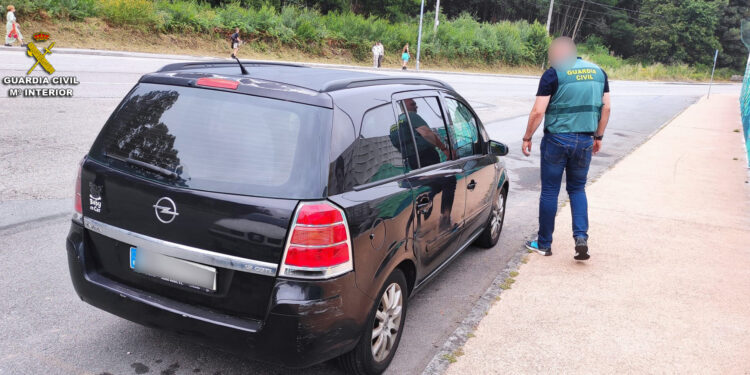 Atropella a un ciclista de 64 años y se da a la fuga