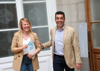 A Deputación investirá 100.000 euros na renovación da pista do pavillón de Salceda
