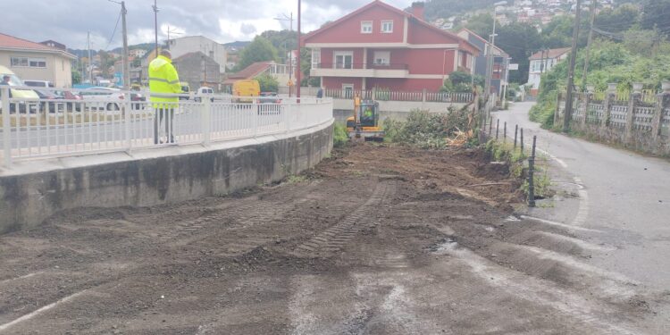 Arrancan las obras de otro aparcamiento en la Avenida de Galicia para 17 plazas