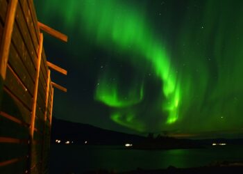 Una aurora boreal sobre Vigo o el rastro de un volcán