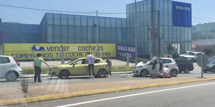 Tres personas heridas en dos accidentes registrados en Vigo