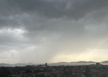 Vigo, bajo la primera gran tormenta de ‘verano’