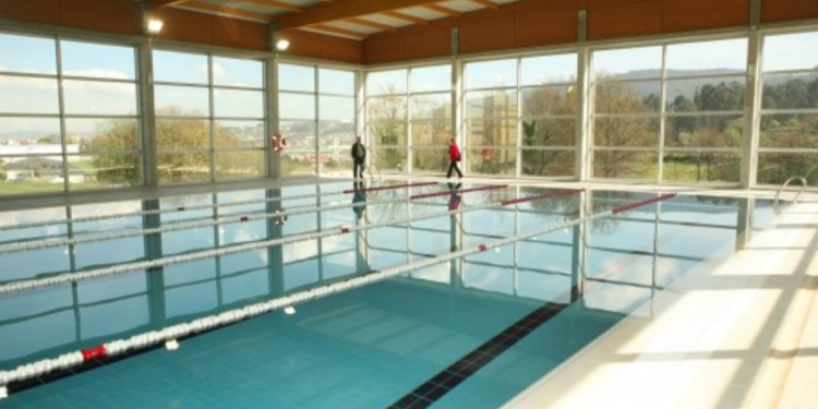 Este verano solo estarán abiertas las piscinas municipales de Lavadores y Valadares, denuncia el BNG