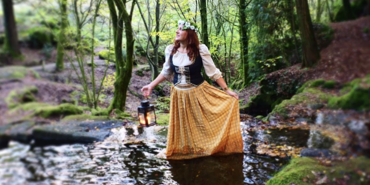 Plan en familia para los martes del verano: llegar al Monte Aloia en tren y que un hada guíe la ruta