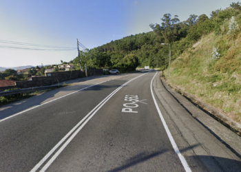 Un motorista de 49 años fallece en Vigo tras chocar contra un turismo