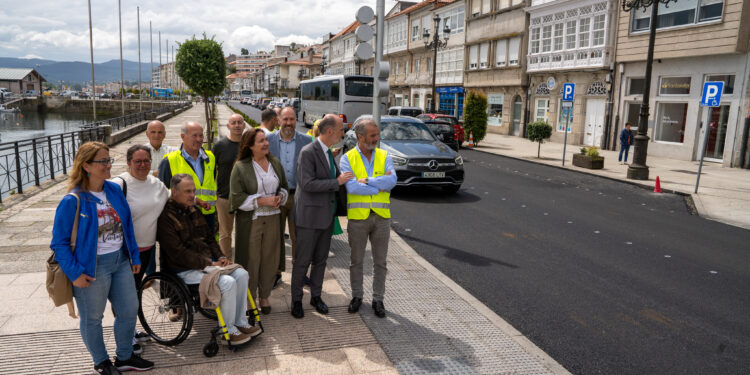 La renovada travesía de Baiona, a punto para el inicio de verano
