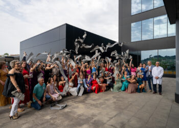 El Cunqueiro acoge la graduación de 48 profesionales de Enfermería