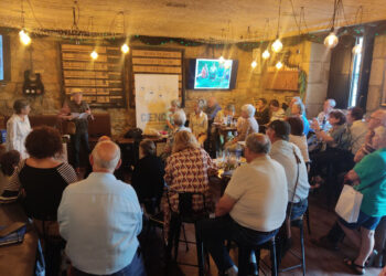 Regresan as charlas do alumnado do Programa de Maiores ás cafetarías de Vigo e Pontevedra