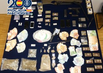 Desarticulados tres puntos negros en Lavadores y Saiáns que vendían siete tipos diferentes de droga