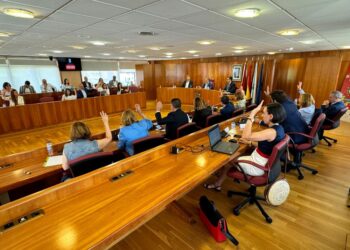 Acusan a Caballero de jugar a la «ruleta rusa» con Vigo por negarse a reforzar los bomberos