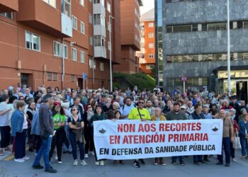 La «situación límite» del centro de salud de Teis llega al Parlamento