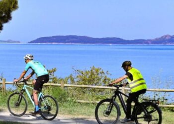 Ruta de tres horas para descubrir Vigo en bici (eléctrica)