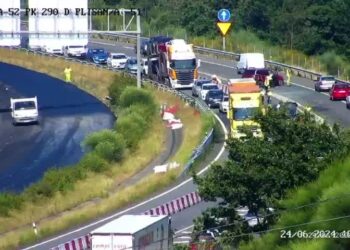 Nuevo accidente en el fatídico punto de la A-52 donde murió un abogado