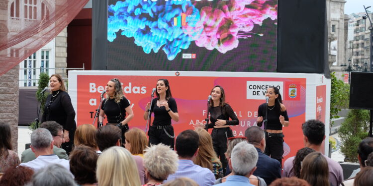 «El arte y el color pueden tomar posesión de la calle y ocuparla»